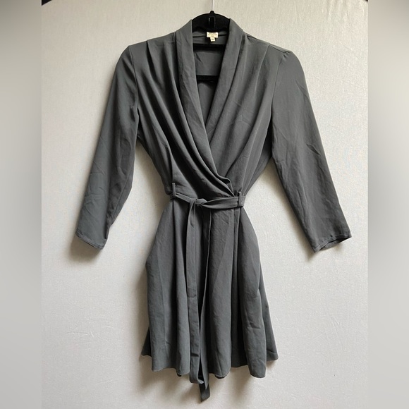 Wilfred Dresses & Skirts - Aritzia Wilfred grey mini wrap crepe belted dress Sz 2